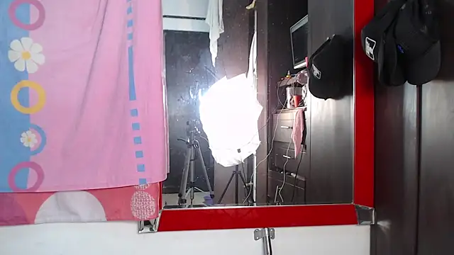 lizandandrew hot online show from March 2025 04:37:02 AM