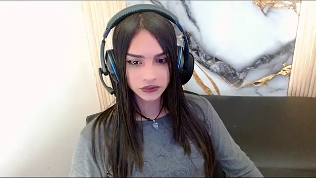 Dollbehavior  online show from September 2025 04:01:01 AM