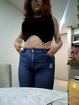 Snapshot of Rousse_Collinss chatting on February 2025 01:44:01 AM Rousse Collinss online show from February 2025 01:44:01 AM