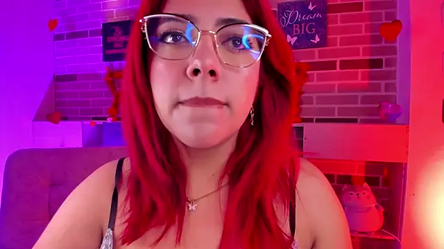 Snapshot of Rousse_Collinss chatting on February 2025 04:40:02 PM Rousse Collinss online show from February 2025 04:40:02 PM