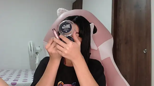 Caribbean beauty  online show from March 2025 01:38:02 AM