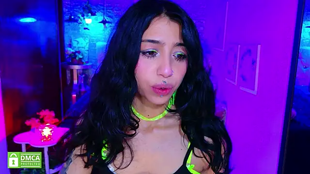 REDHOTTER  online show from November 2025 07:58:01 PM