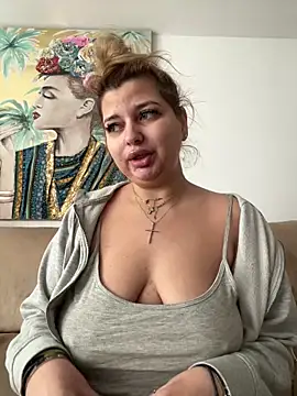 AllysonK online show from December 2025 11:38:02 AM