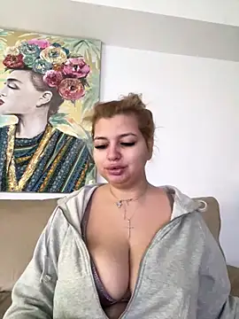 AllysonK online show from December 2025 11:17:01 AM