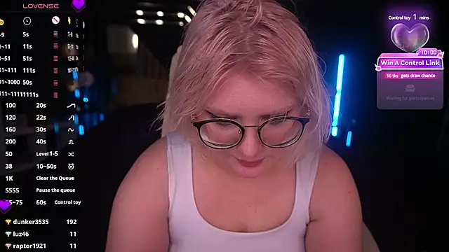 CoolTatis online show from January 2025 05:00:01 PM