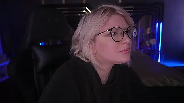 CoolTatis online show from February 2025 08:50:02 AM