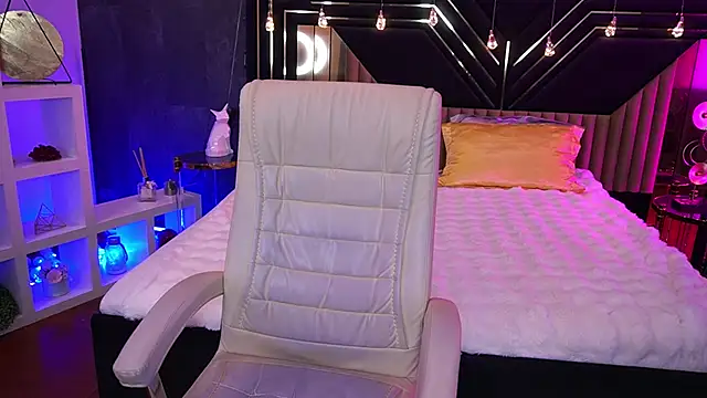 CoolTatis online show from January 2026 07:24:02 AM