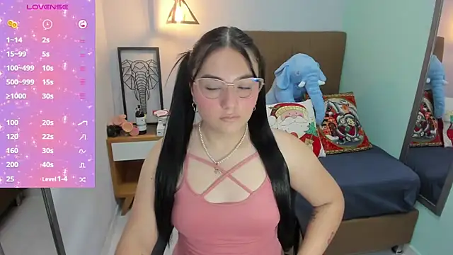 Snapshot of delilaquinn chatting on December 2024 06:38:02 PM delilaquinn online show from December 2024 06:38:02 PM