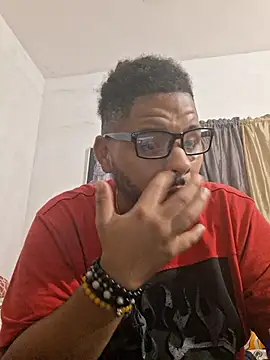 Snapshot of Dj-yefri-pauta chatting on October 2025 12:41:01 AM Dj-yefri-pauta online show from October 2025 12:41:01 AM