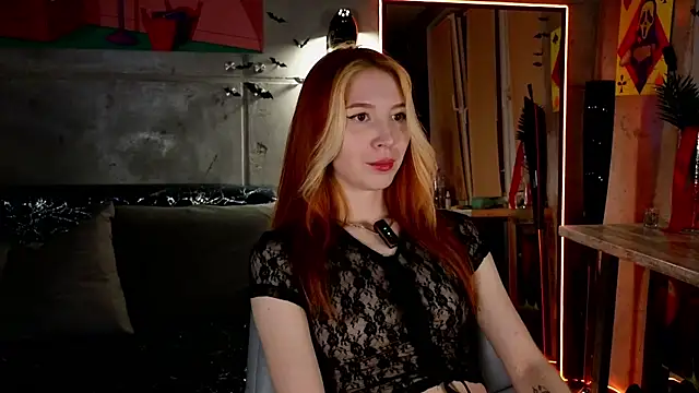 izi-fox online show from February 2025 09:19:01 PM