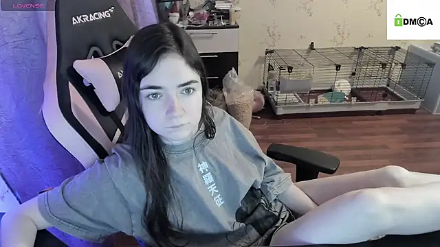 Crazy forest fairy online show from December 2024 10:01:02 AM