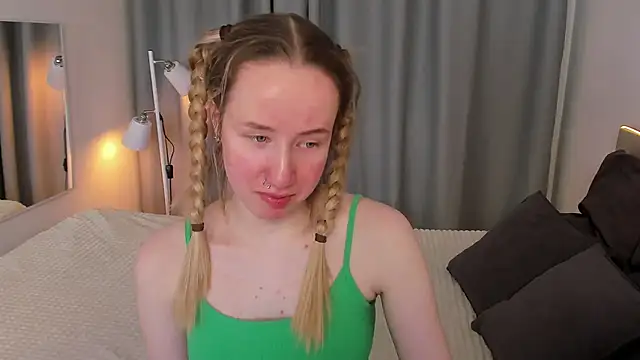 Cassie Kelman online show from March 2025 08:43:02 PM