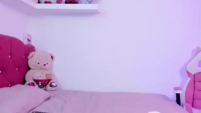 LucianaTomson online show from February 2025 11:14:02 PM