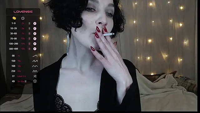 TinaWince online show from December 2024 07:55:01 AM