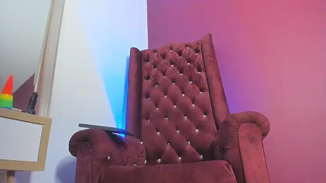 Sarah Mistress  online show from December 2024 05:40:02 PM