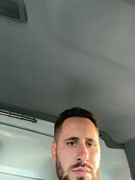 Snapshot of GeoGeorgee chatting on September 2025 03:44:01 PM GeoGeorgee online show from September 2025 03:44:01 PM