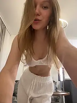 Snapshot of Ketitull chatting on January 2025 06:20:02 PM Ketitull online show from January 2025 06:20:02 PM