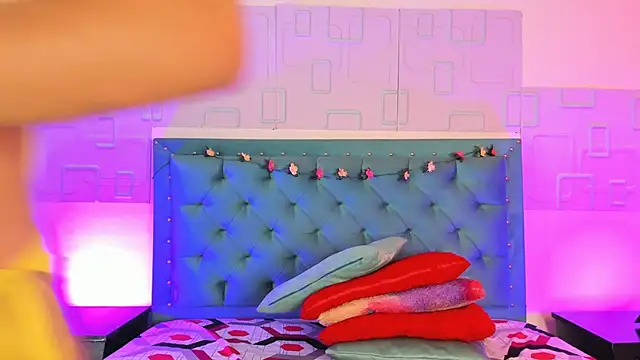 thamara26 online show from March 2025 05:18:02 PM