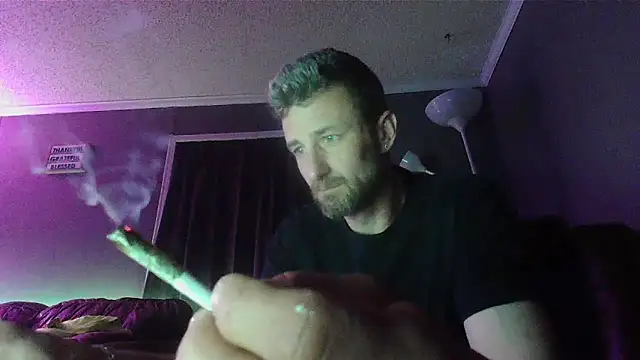 Snapshot of HungStud4You chatting on March 2025 06:38:02 AM HungStud4You online show from March 2025 06:38:02 AM