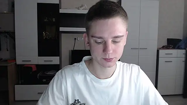 Snapshot of angryzan chatting on January 2025 04:18:02 AM angryzan online show from January 2025 04:18:02 AM