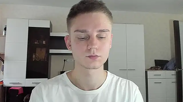 Snapshot of angryzan chatting on January 2025 10:34:01 AM angryzan online show from January 2025 10:34:01 AM