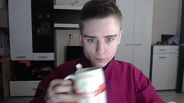 Snapshot of angryzan chatting on January 2025 04:26:01 AM angryzan online show from January 2025 04:26:01 AM