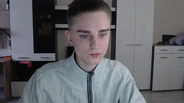 Snapshot of angryzan chatting on January 2025 11:20:01 AM angryzan online show from January 2025 11:20:01 AM