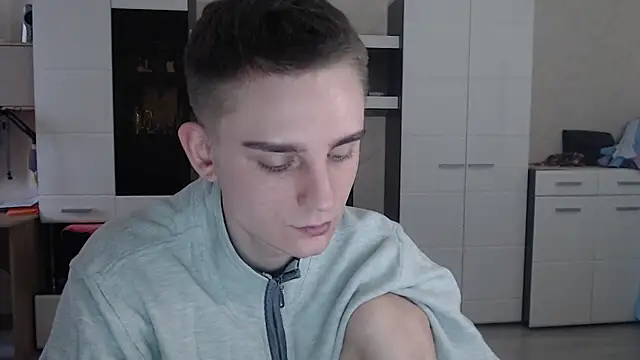 Snapshot of angryzan chatting on January 2025 10:08:01 AM angryzan online show from January 2025 10:08:01 AM