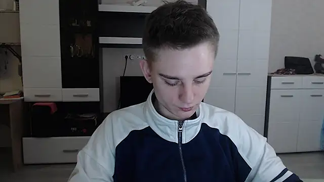 Snapshot of angryzan chatting on February 2025 05:20:01 AM angryzan online show from February 2025 05:20:01 AM