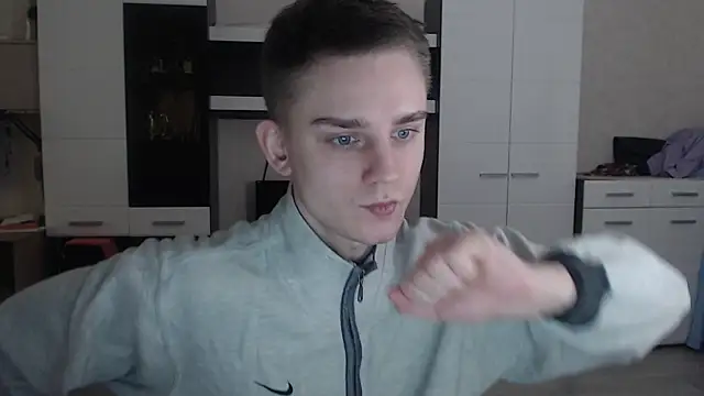 Snapshot of angryzan chatting on February 2025 04:48:01 AM angryzan online show from February 2025 04:48:01 AM