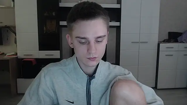 Snapshot of angryzan chatting on February 2025 11:01:02 AM angryzan online show from February 2025 11:01:02 AM