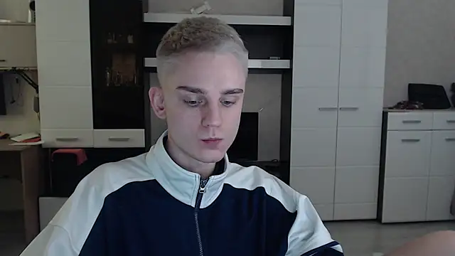 Snapshot of angryzan chatting on February 2025 07:58:02 AM angryzan online show from February 2025 07:58:02 AM