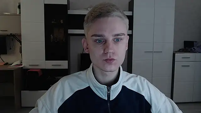 Snapshot of angryzan chatting on February 2025 06:11:02 AM angryzan online show from February 2025 06:11:02 AM