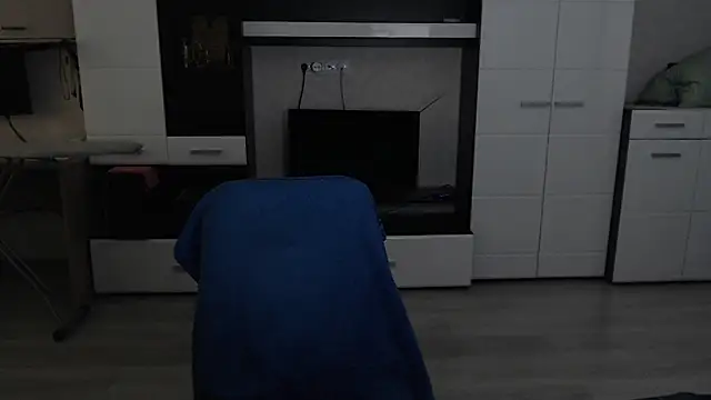 Snapshot of angryzan chatting on March 2025 07:16:01 AM angryzan online show from March 2025 07:16:01 AM