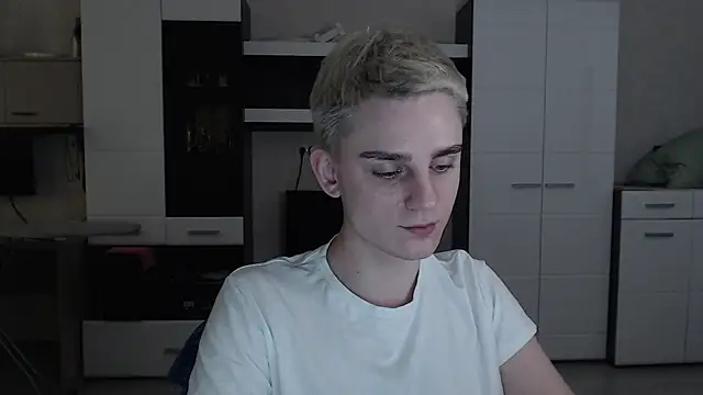 Snapshot of angryzan chatting on March 2025 10:22:02 AM angryzan online show from March 2025 10:22:02 AM