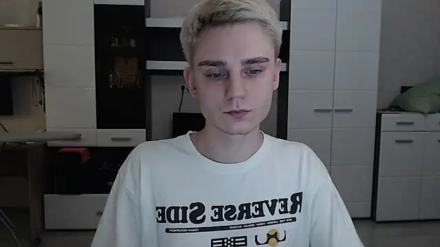 Snapshot of angryzan chatting on March 2025 10:56:02 AM angryzan online show from March 2025 10:56:02 AM