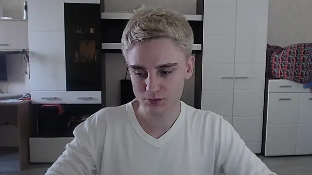 Snapshot of angryzan chatting on March 2025 11:44:02 AM angryzan online show from March 2025 11:44:02 AM