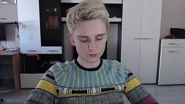 Snapshot of angryzan chatting on March 2025 10:54:02 AM angryzan online show from March 2025 10:54:02 AM