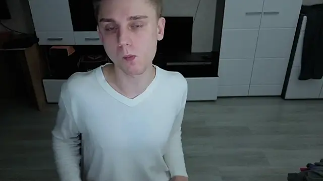 Snapshot of angryzan chatting on November 2025 11:30:01 PM angryzan online show from November 2025 11:30:01 PM