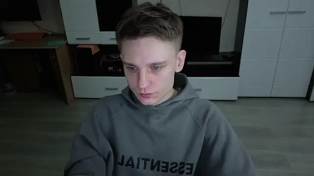 Snapshot of angryzan chatting on February 2026 05:05:01 AM angryzan online show from February 2026 05:05:01 AM