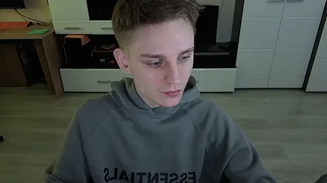 Snapshot of angryzan chatting on February 2026 07:45:02 AM angryzan online show from February 2026 07:45:02 AM