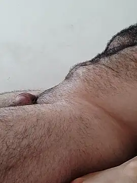 Hairyarabguy online show from June 2026 04:52:02 PM