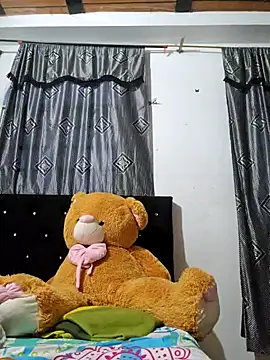 Snapshot of Sofia_Queen17 chatting on January 2025 11:15:01 AM Sofia Queen17 online show from January 2025 11:15:01 AM