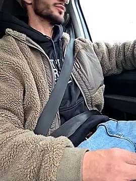 Zeefy online show from November 2025 09:43:01 AM