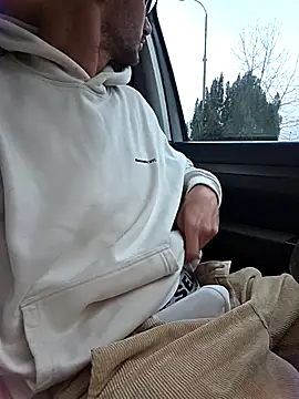 Zeefy online show from November 2025 06:01:01 AM