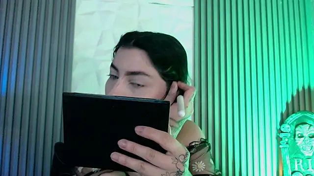 sophy rock online show from October 2025 03:16:01 PM