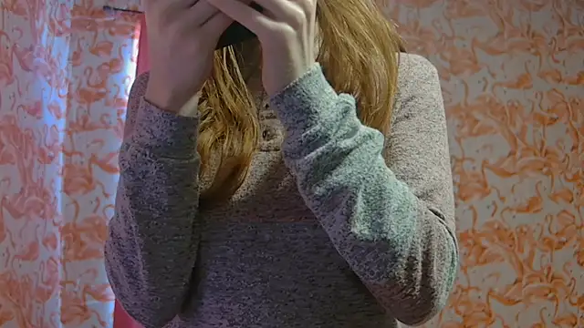 strawberrysmoothie online show from February 2025 08:22:01 PM