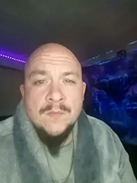 Snapshot of Spunonymous chatting on January 2025 02:54:02 AM Spunonymous online show from January 2025 02:54:02 AM