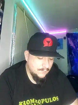 Snapshot of Spunonymous chatting on January 2025 12:03:01 AM Spunonymous online show from January 2025 12:03:01 AM