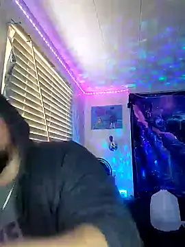 Snapshot of Spunonymous chatting on January 2025 08:47:01 PM Spunonymous online show from January 2025 08:47:01 PM